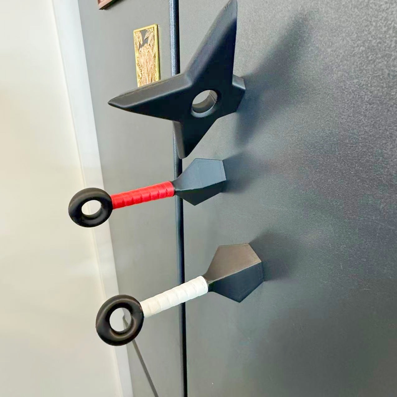 Hot Game Anime Fridge Magnet C - مراجعة Party Games No Props وسعره